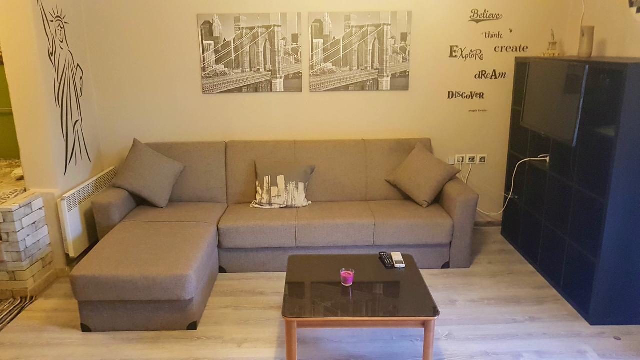 Ts-George'S Apartments By The Airport Markópoulon Exterior foto